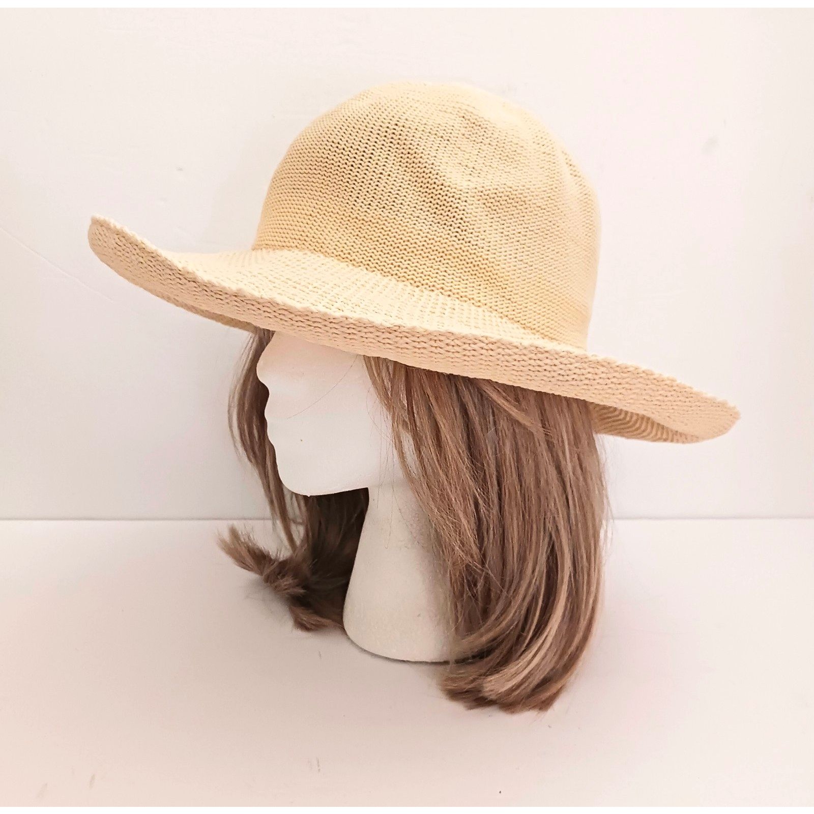 Wallaroo Victoria Wide Brim Hat Light Yellow Upf 50+ Breathable Lightweight — image 5 of 8
